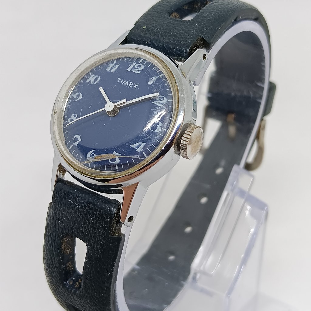 Vintage 1970s Timex Womens 25 Mm Manual Wind Silver Tone Blue Dial Watch